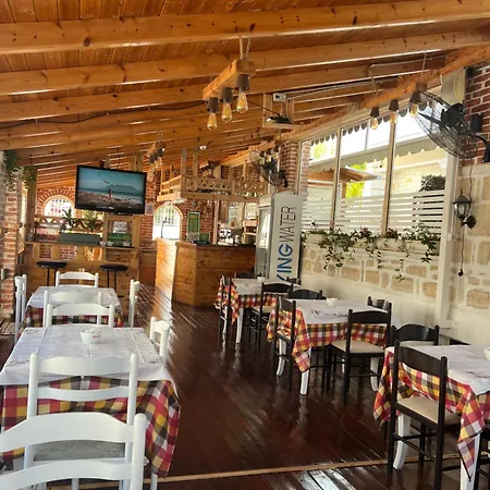 Arsenal 3* Εξαμίλιο