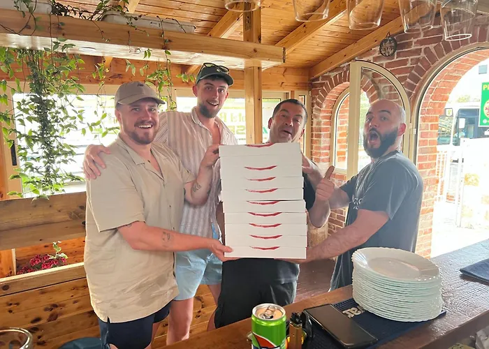 Arsenal Szálloda 3*