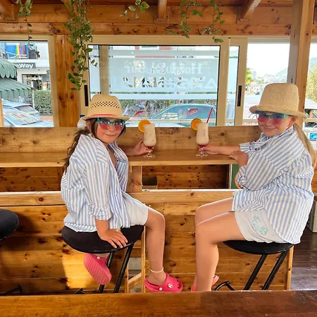 Arsenal Szálloda Ksamil