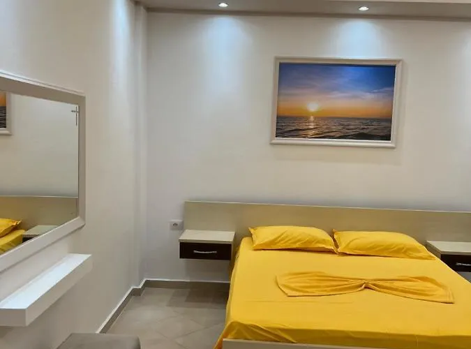 Arsenal ホテル 3*