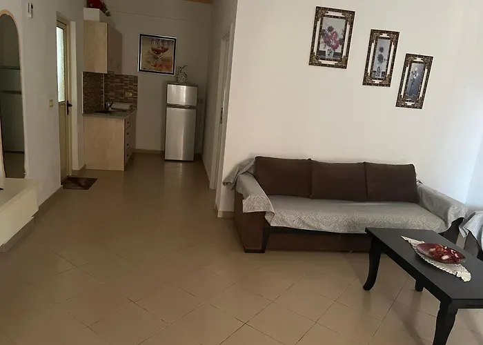 Arsenal ホテル 3*